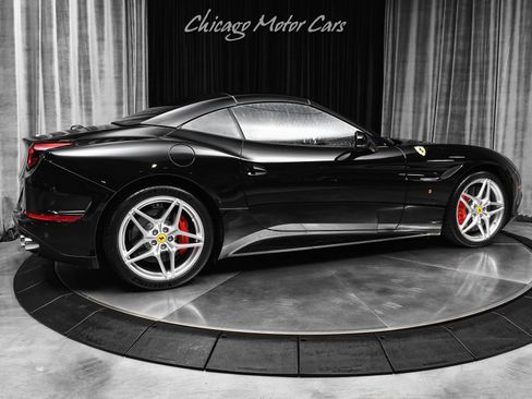 Used 2016 Ferrari California T RWD image 46