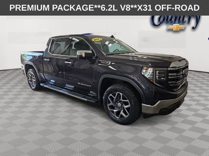 Used 2023 GMC Sierra 1500 SLT w/ SLT Premium Package