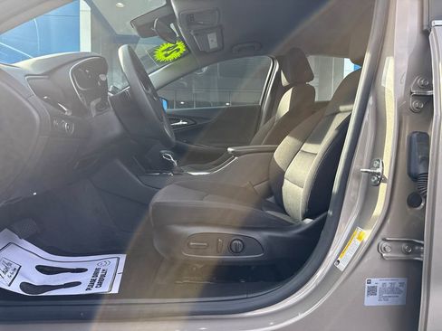 Used 2024 Chevrolet Malibu LT image 11