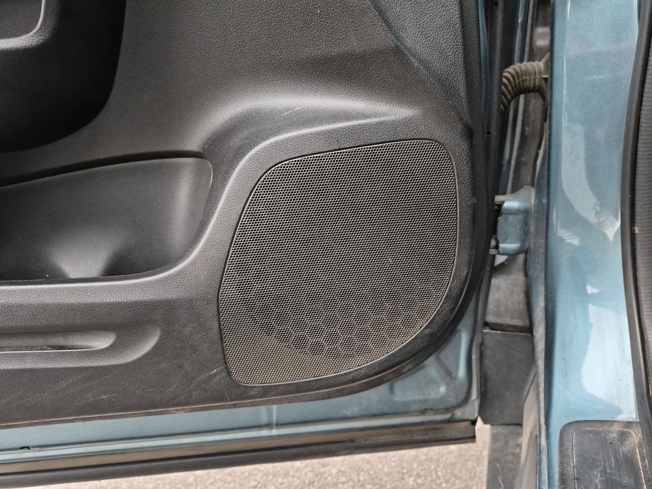 Used 2015 Honda CR-V LX image 15