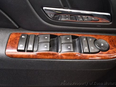 Used 2010 Chevrolet Suburban LTZ image 37