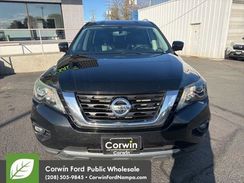Used 2017 Nissan Pathfinder SL AWD/4WD image 2