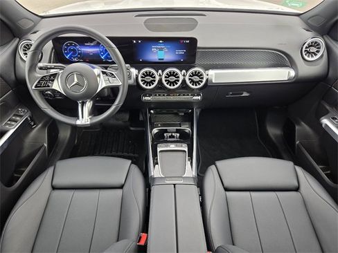 Used 2024 Mercedes-Benz EQB 300 300 image 2
