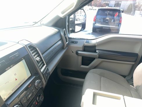 Used 2017 Ford F250 XLT w/ XLT Premium Package image 20
