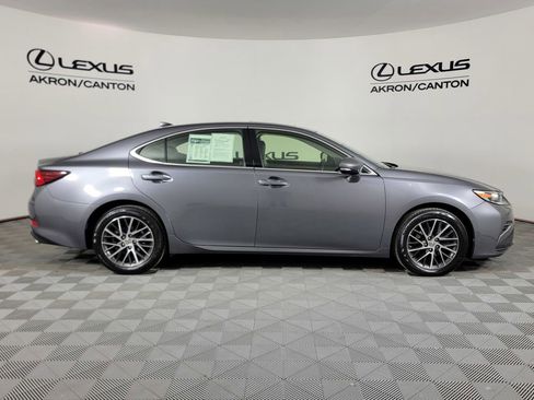 Used 2016 Lexus ES 350 350 w/ Premium Package w/Wood Trim image 6