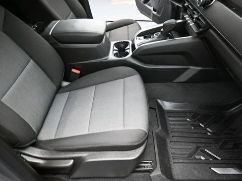 Used 2026 Chevrolet Colorado W/T image 26