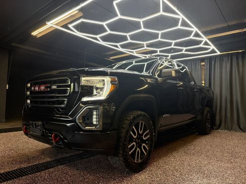 Used 2021 GMC Sierra 1500 AT4 w/ AT4 Preferred Package AWD/4WD image 5