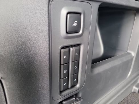 New 2026 Ford Expedition Active RWD image 12