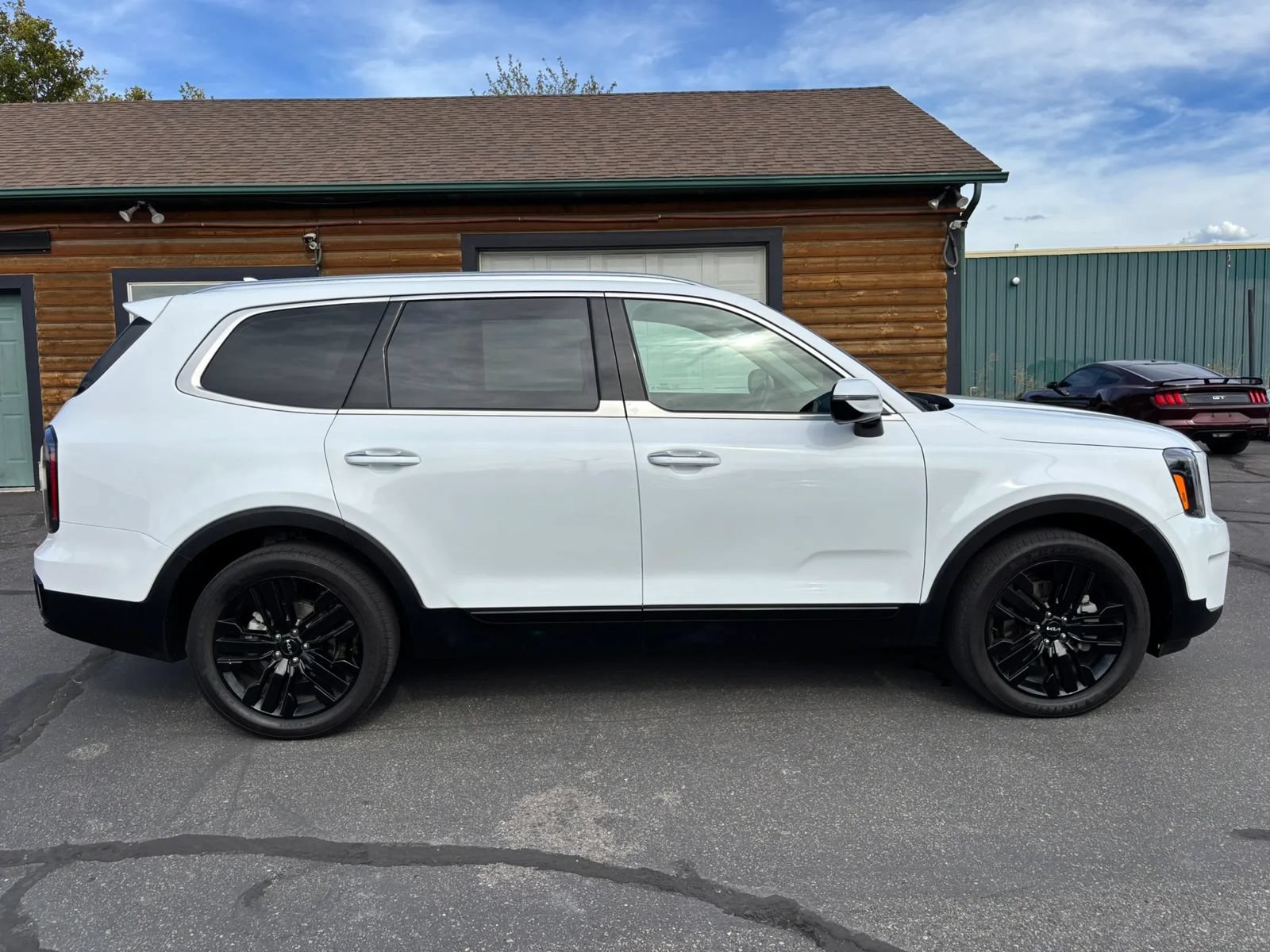 Used 2025 Kia Telluride SX AWD/4WD image 8