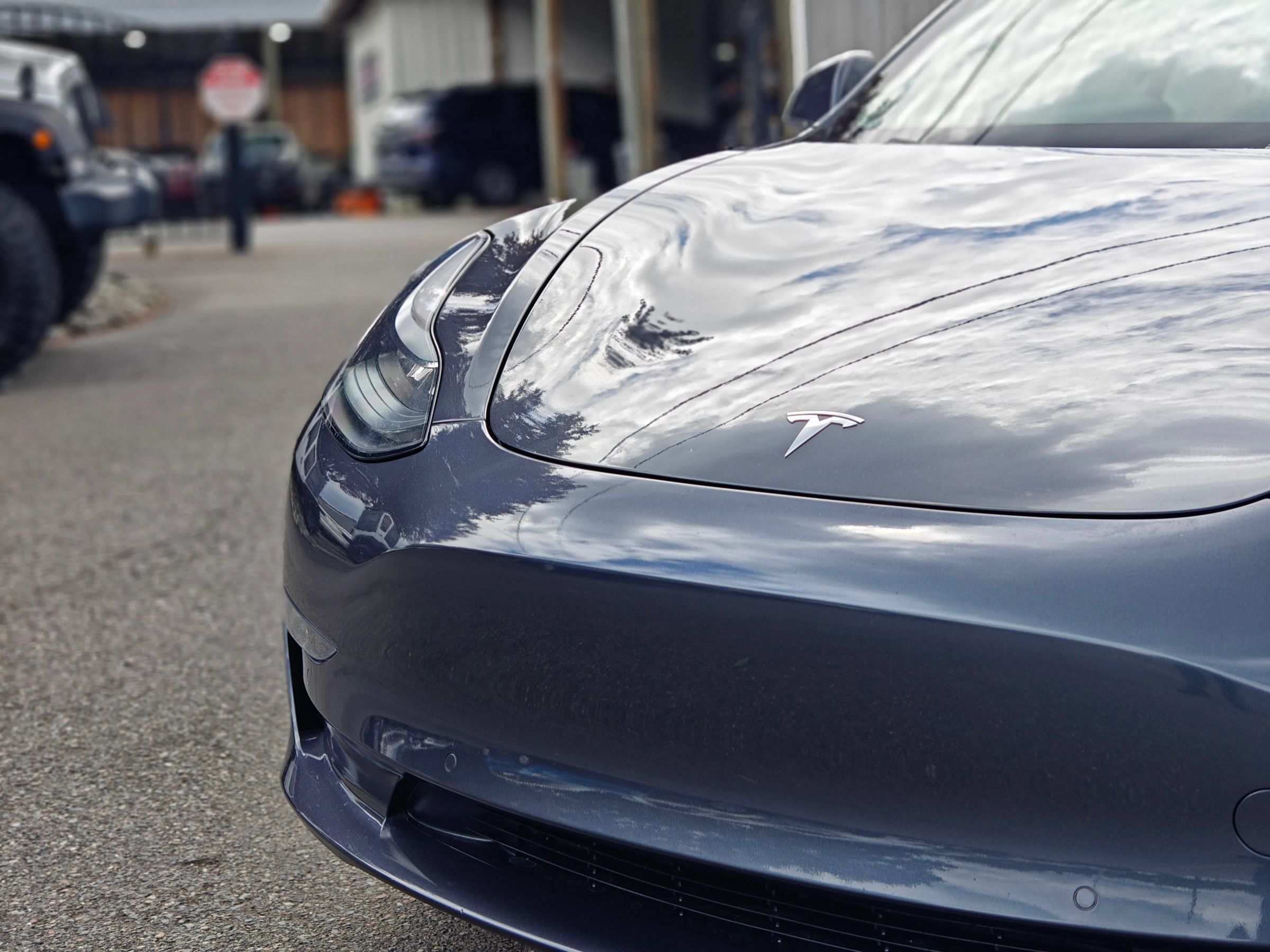 Used 2018 Tesla Model 3 Long Range RWD image 7