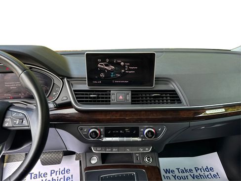 Used 2018 Audi Q5 2.0T Premium Plus w/ Premium Plus Package image 17