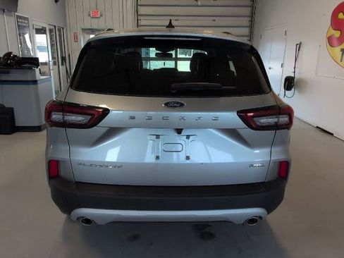 Used 2024 Ford Escape Platinum AWD/4WD image 4