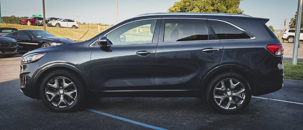 Used 2016 Kia Sorento SX w/ SXL Technology Package FWD image 21