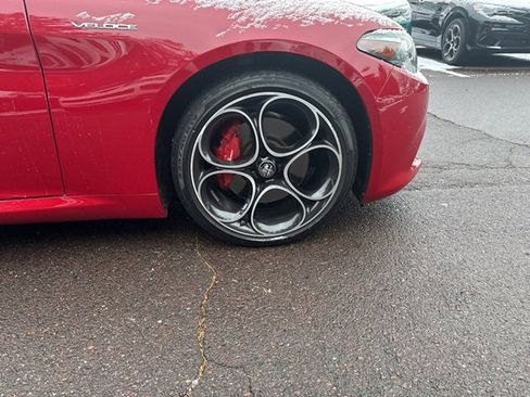 Used 2023 Alfa Romeo Giulia Veloce image 6