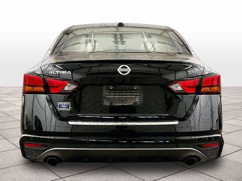 Used 2021 Nissan Altima 2.5 SR FWD image 4