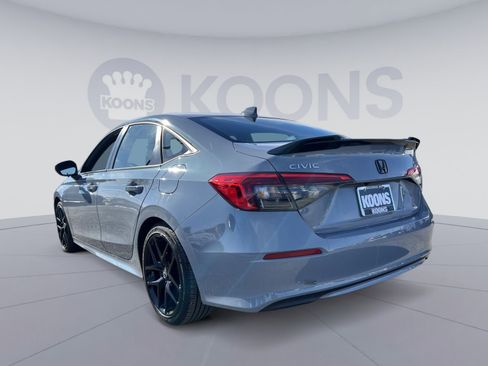 Used 2024 Honda Civic Sport image 4