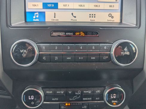 Used 2019 Ford Expedition XLT w/ Equipment Group 201A image 22