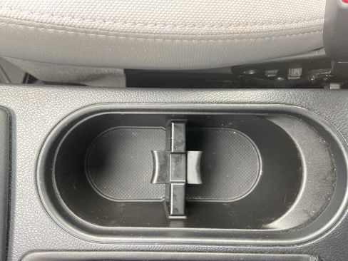 Used 2018 Subaru Forester 2.5i Premium AWD/4WD image 44