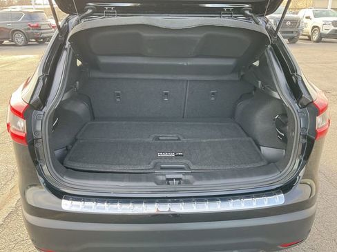 Certified 2022 Nissan Rogue Sport SL image 33