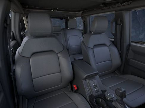 New 2026 Ford Bronco Outer Banks AWD/4WD image 10