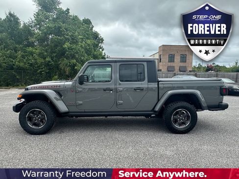 Used 2022 Jeep Gladiator Rubicon w/ Trailer Tow Package AWD/4WD image 3