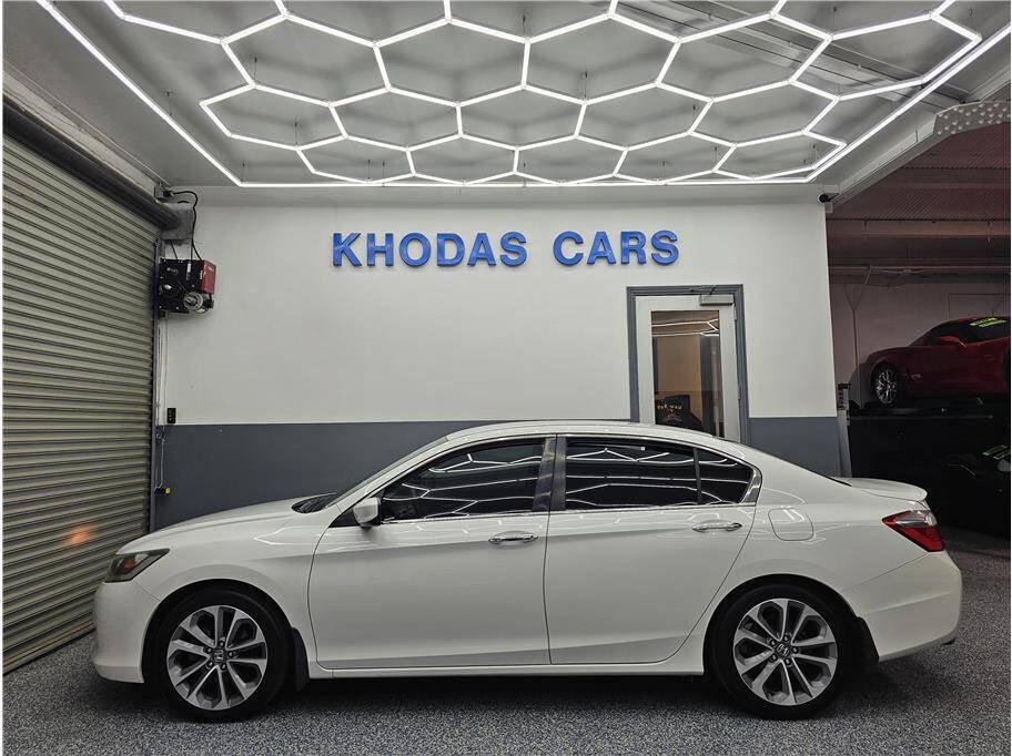 Used 2014 Honda Accord Sport image 1