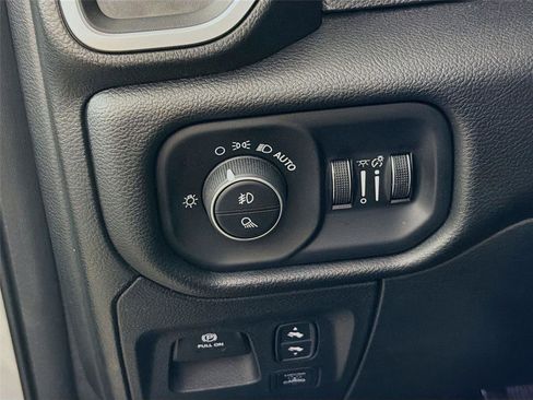 Used 2025 RAM 1500 Big Horn AWD/4WD image 10