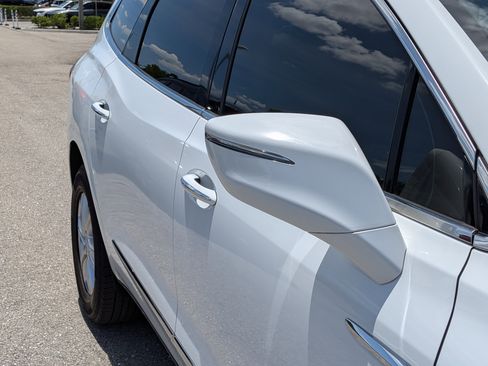 Used 2018 Buick Enclave Premium FWD image 12