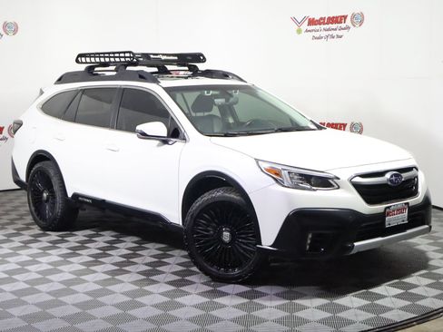 Used 2022 Subaru Outback Limited AWD/4WD image 2