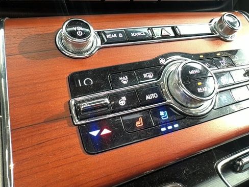 Used 2020 Lincoln Aviator Reserve w/ Equipment Group 201A AWD/4WD image 34