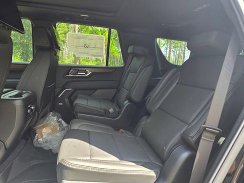 New 2026 GMC Yukon Denali w/ Advanced Technology Package RWD image 18
