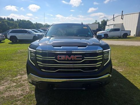 Used 2022 GMC Sierra 1500 SLT AWD/4WD image 12