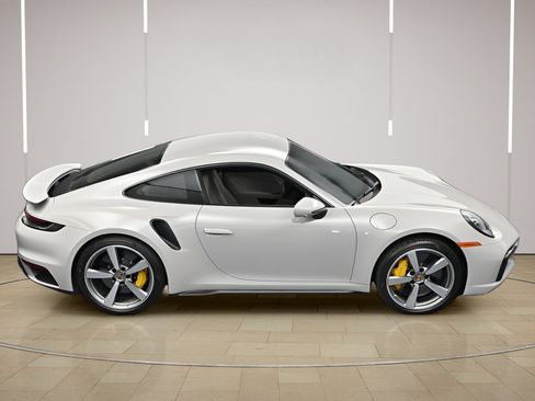 Certified 2022 Porsche 911 Turbo S AWD/4WD image 41