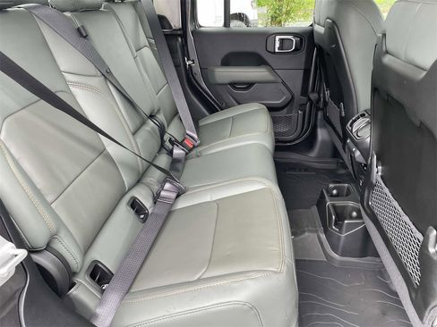 New 2025 Jeep Gladiator Mojave w/ Safety Group image 32