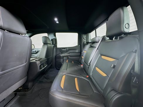 Used 2020 GMC Sierra 1500 AT4 w/ AT4 Premium Package image 28