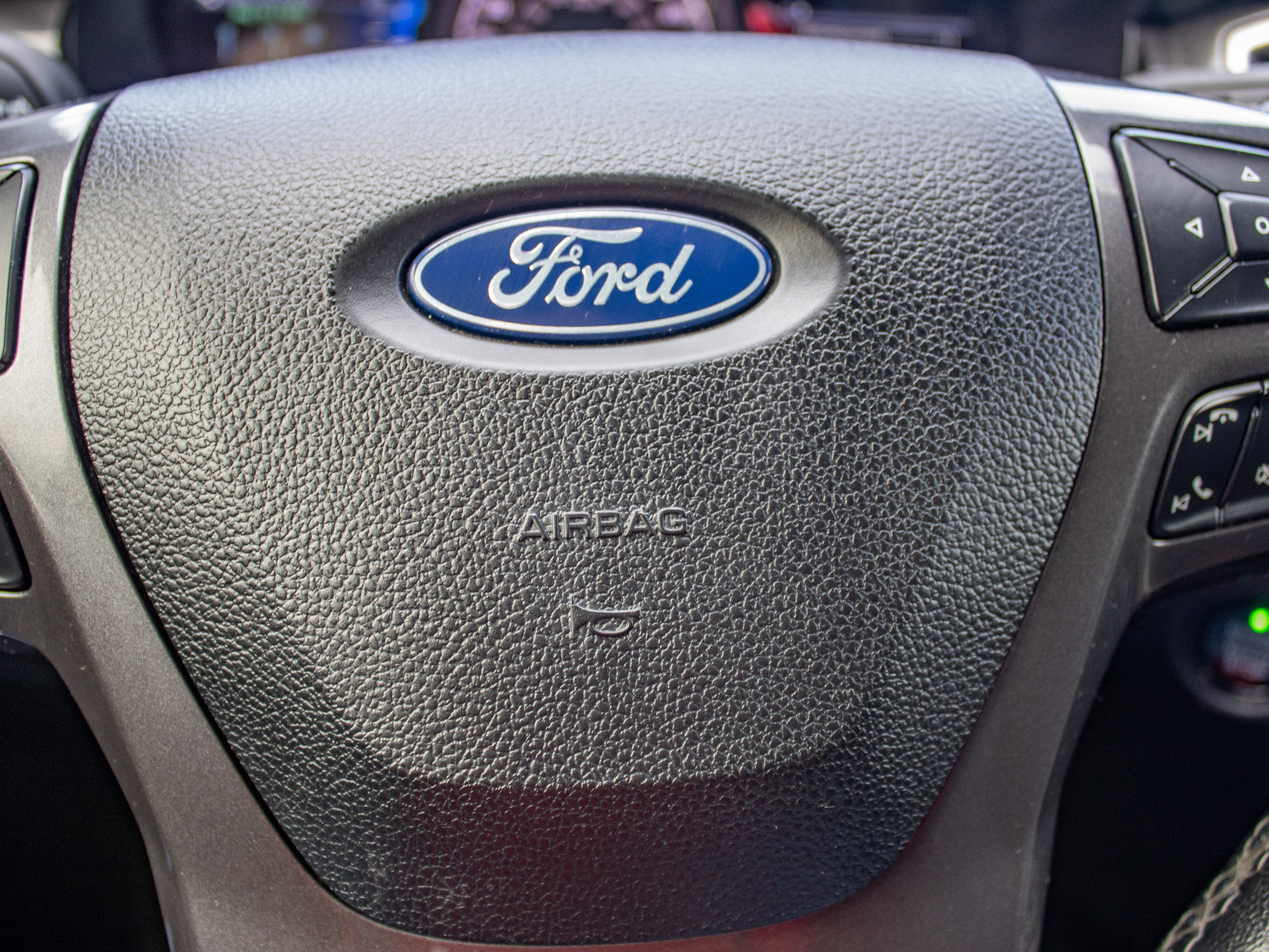 Used 2021 Ford Ranger Lariat w/ FX4 Off-Road Package AWD/4WD image 33