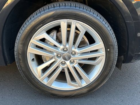 Used 2019 Audi Q5 Prestige w/ Prestige Package image 56
