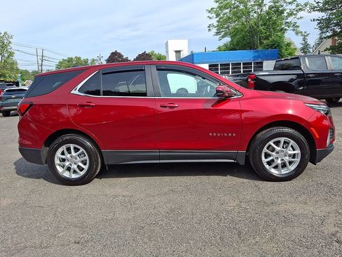 Used 2024 Chevrolet Equinox LT AWD/4WD image 9