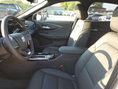 New 2026 Buick Envista Sport Touring w/ Convenience I Package FWD image 18