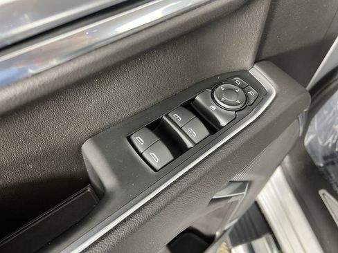 Certified 2022 Chevrolet Silverado 1500 LT AWD/4WD image 21