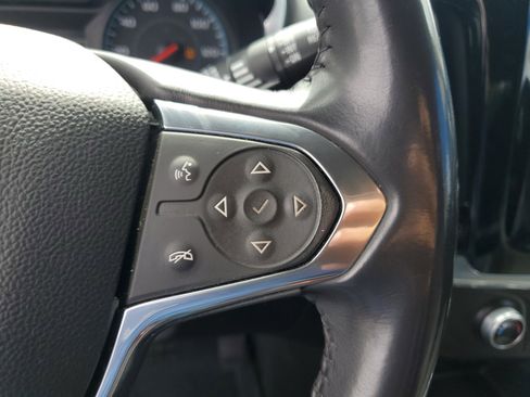 Used 2018 Chevrolet Traverse LT image 18