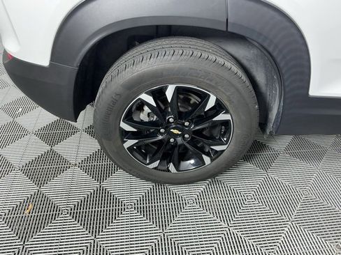 Used 2023 Chevrolet TrailBlazer LT w/ Convenience Package image 16