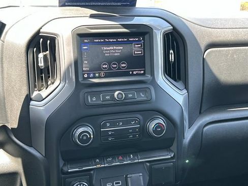 Used 2022 Chevrolet Silverado 1500 Custom w/ Safety Confidence Package AWD/4WD image 16
