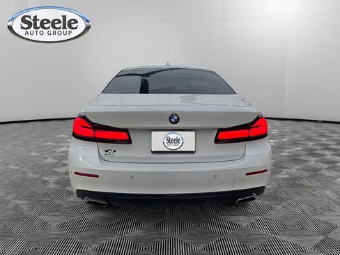 Used 2021 BMW 530i w/ Premium Package RWD image 4