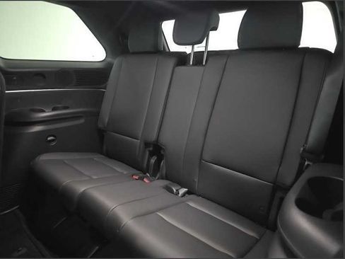 Used 2026 Hyundai Palisade Calligraphy AWD/4WD image 12