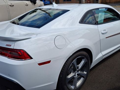 Used 2015 Chevrolet Camaro SS w/ Commemorative Special Edition RWD image 6