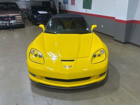 Used 2011 Chevrolet Corvette Grand Sport w/ Preferred Equipment Group image 27