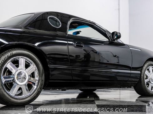 Used 2005 Ford Thunderbird 50th Anniversary image 26