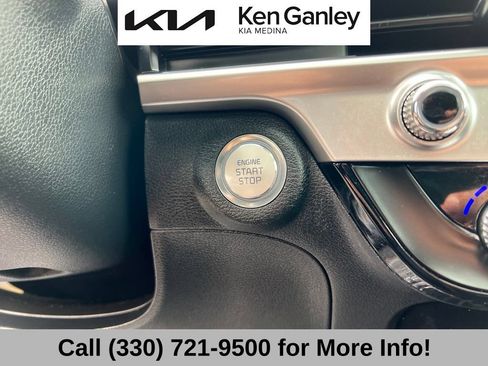 Certified 2024 Kia Telluride S w/ S Sunroof Package AWD/4WD image 34