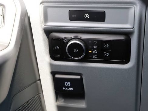 Used 2025 Ford F150 XLT w/ Equipment Group 301A Standard AWD/4WD image 32